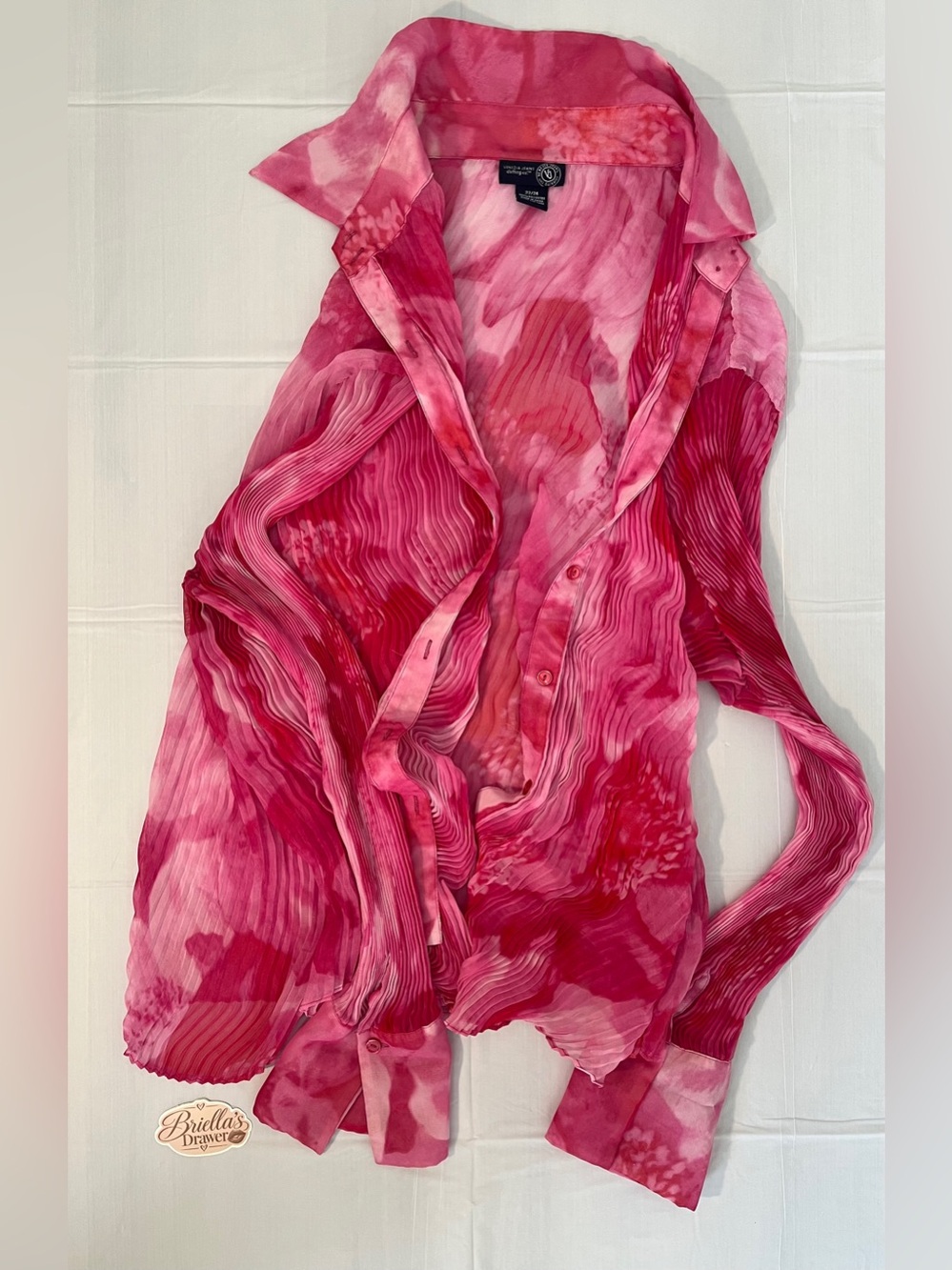 Plus size 22/24  Pink Wave Pleated Sheer Button-Up Blouse